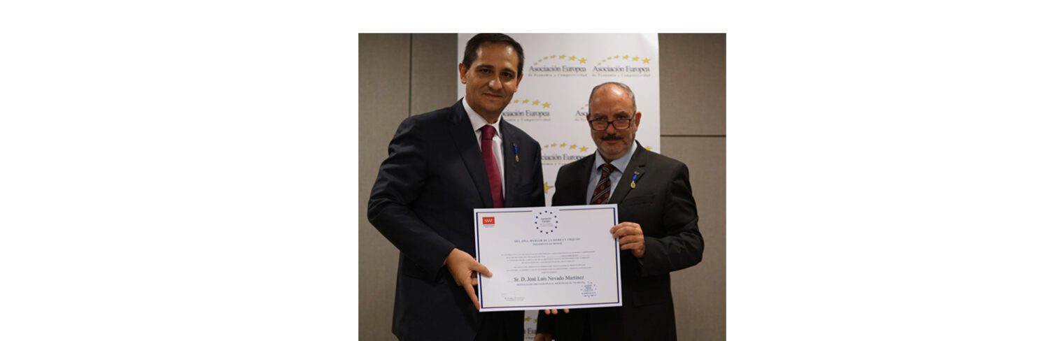 José Luis Nevado, CEO de Sipay Plus, con la Medalla Europea al Mérito en el Trabajo.